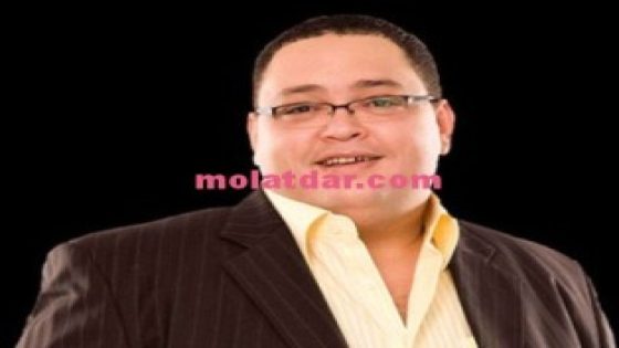 صور أحمد رزق بصحبة زوجته المغربية