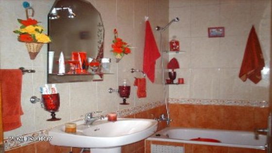 حمامات مغربية متواضعة
