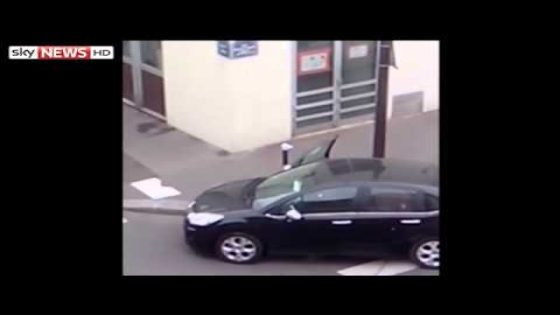 فيديو جديد لحظة الهجوم على شَارْلِي إِيبدو