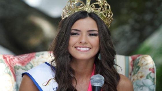 بالصور: كولومبية تفوز بلقب ملكة جمال الكون لسنة 2015